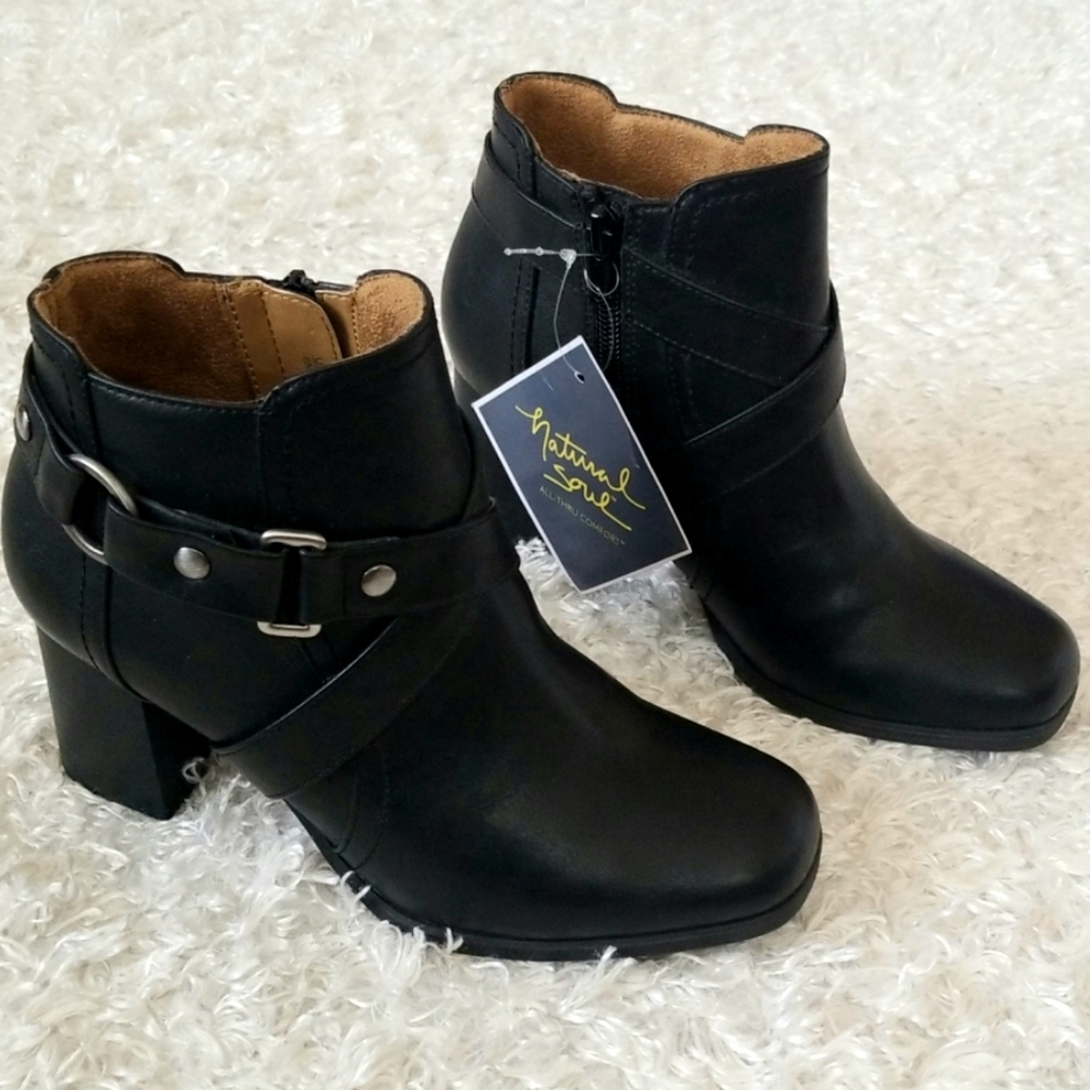 Natural Soul Extra Arch Support Black Ankle Booties